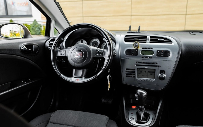 Seat Leon cena 21900 przebieg: 253000, rok produkcji 2007 z Radom małe 667